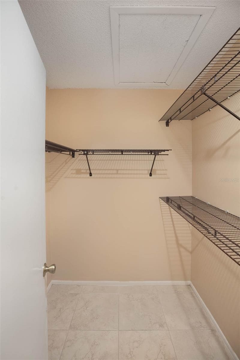 1306 GOLFVIEW DRIVE — photo 13 of 31