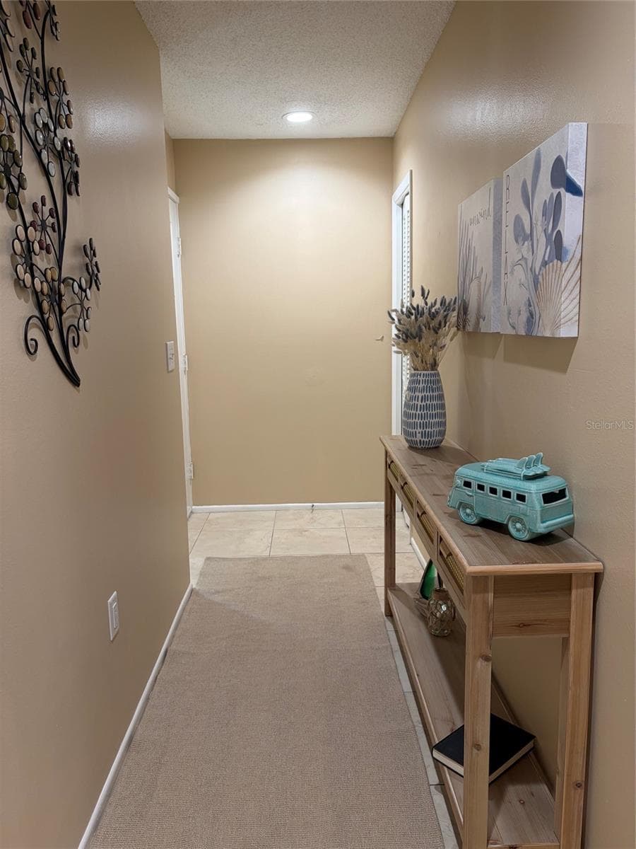 1306 GOLFVIEW DRIVE — photo 3 of 31