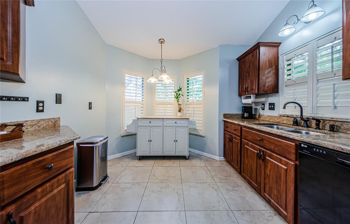 3647 MUIRFIELD COURT — photo 2 of 53