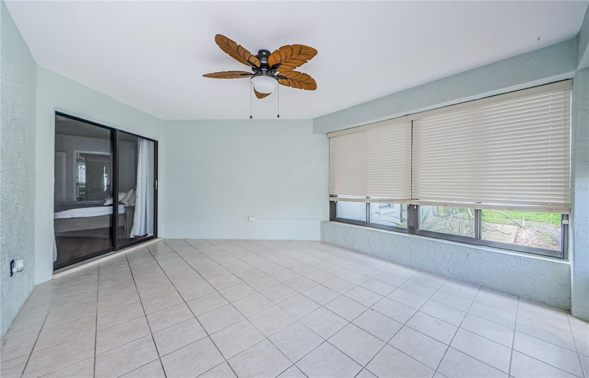 3647 MUIRFIELD COURT — photo 4 of 53