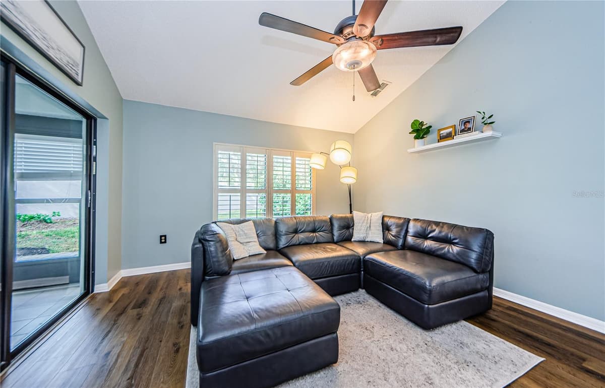 3647 MUIRFIELD COURT — photo 17 of 53