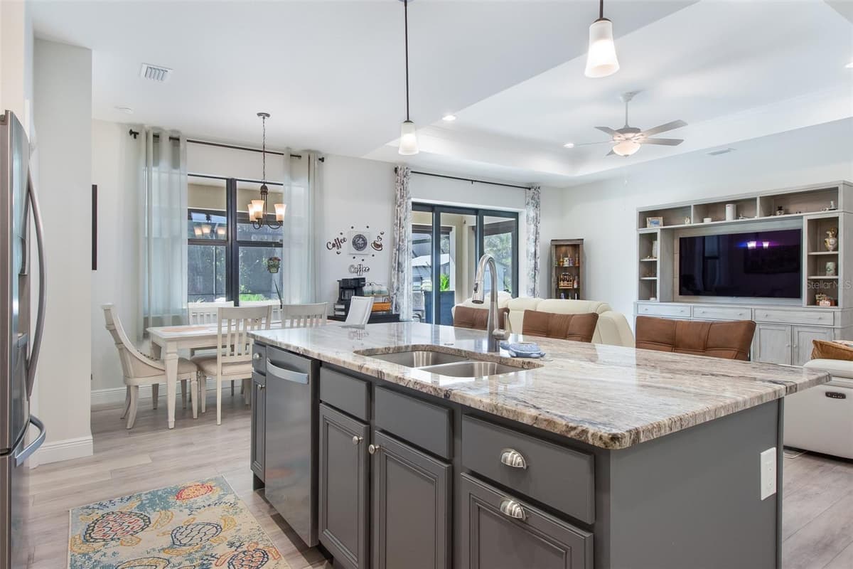 2900 BEAVER TERRACE — photo 18 of 46