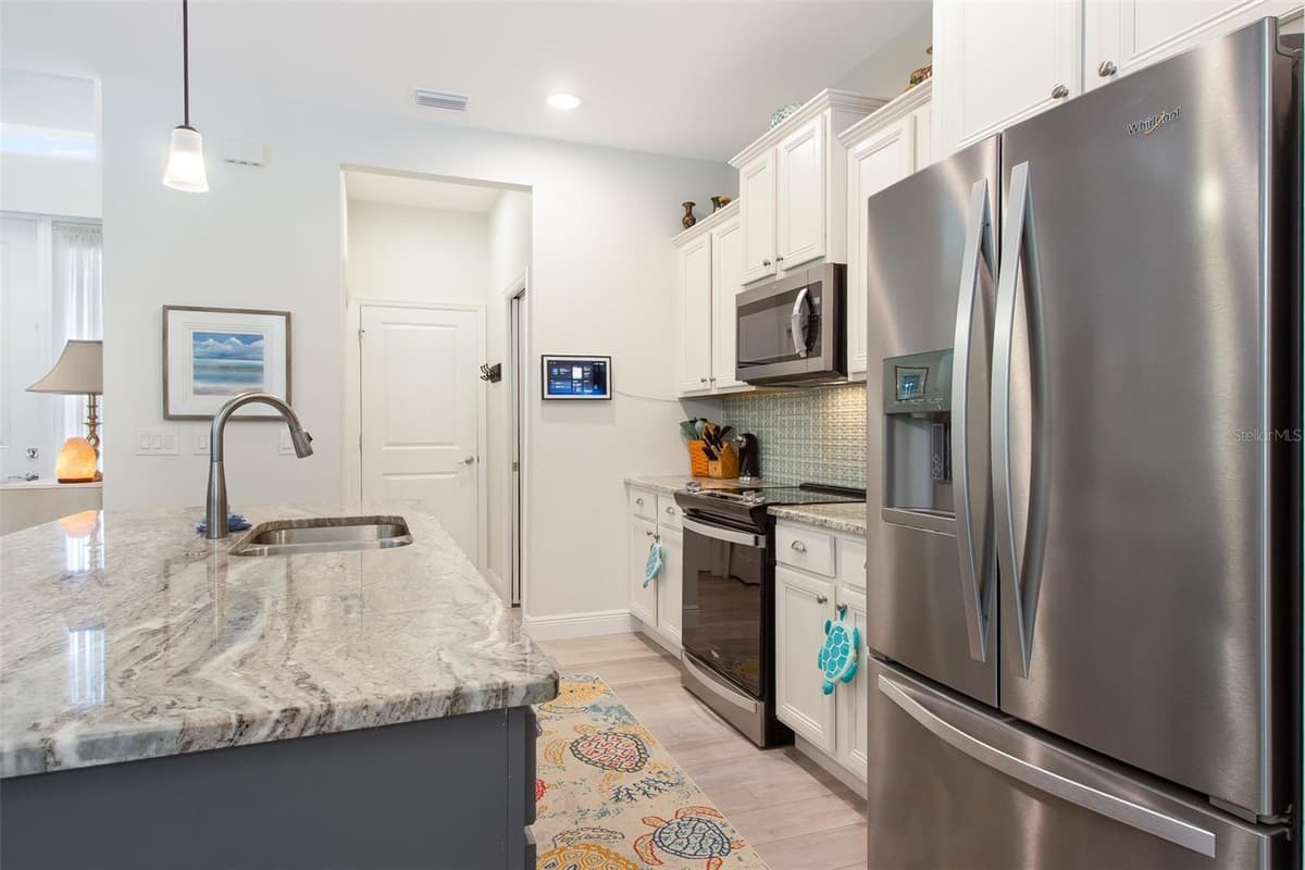 2900 BEAVER TERRACE — photo 19 of 46