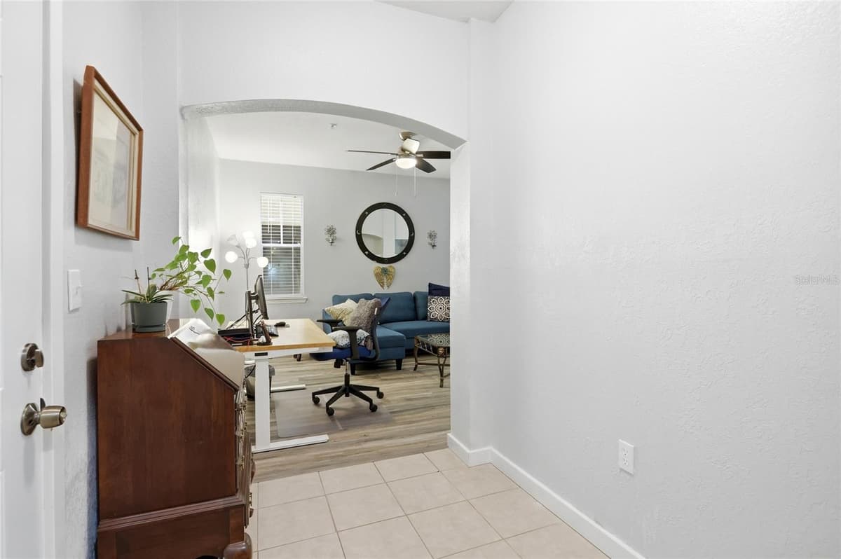 114 VISTA VERDI CIRCLE — photo 13 of 36