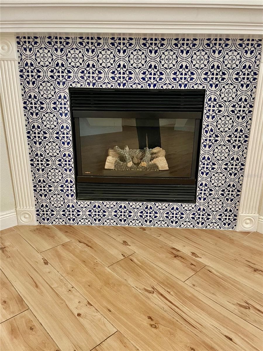 13261 ROYAL GEORGE AVENUE — photo 5 of 23