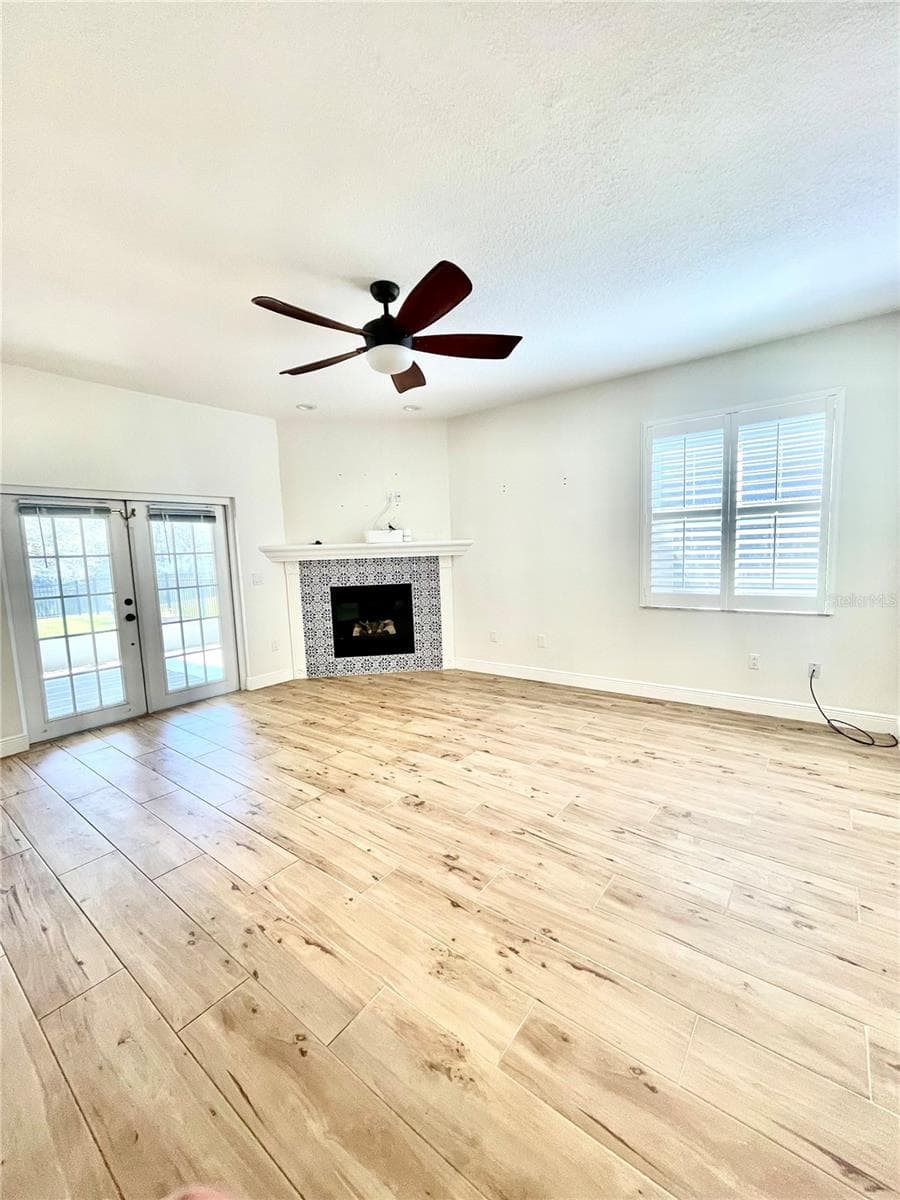 13261 ROYAL GEORGE AVENUE — photo 9 of 23
