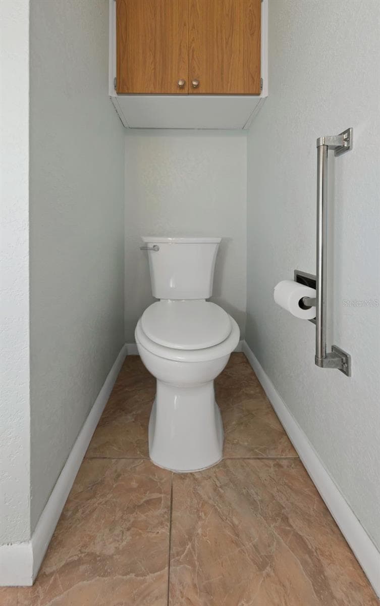 5355 FERNDALE PLACE — photo 44 of 79