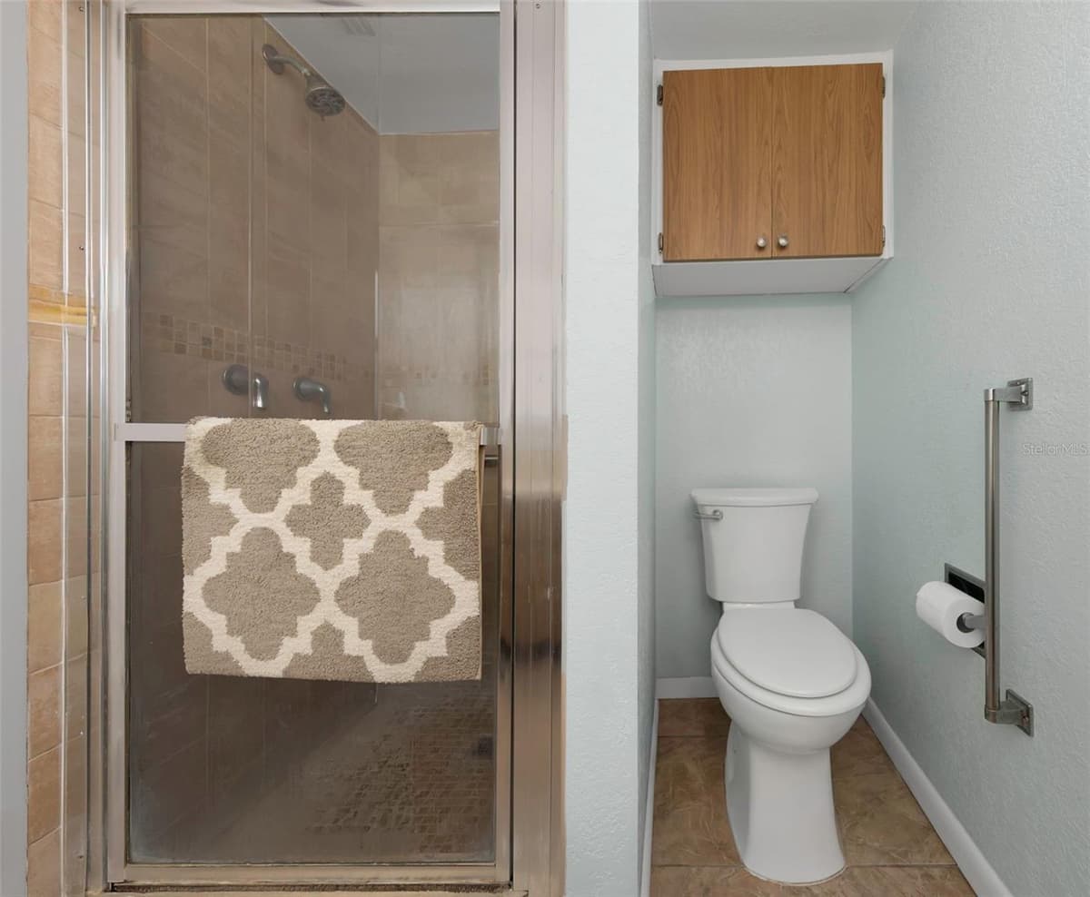 5355 FERNDALE PLACE — photo 45 of 79