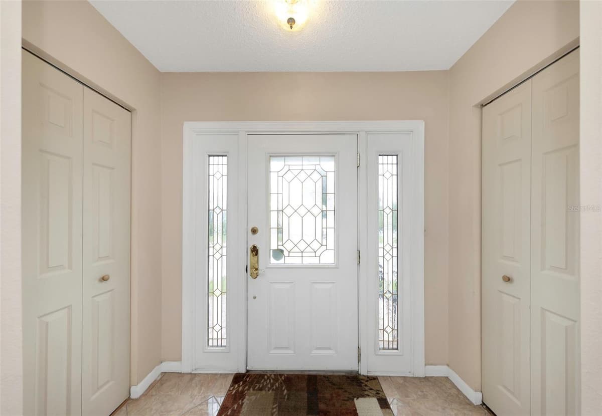 5355 FERNDALE PLACE — photo 12 of 79