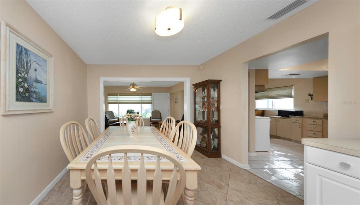 5355 FERNDALE PLACE — photo 29 of 79
