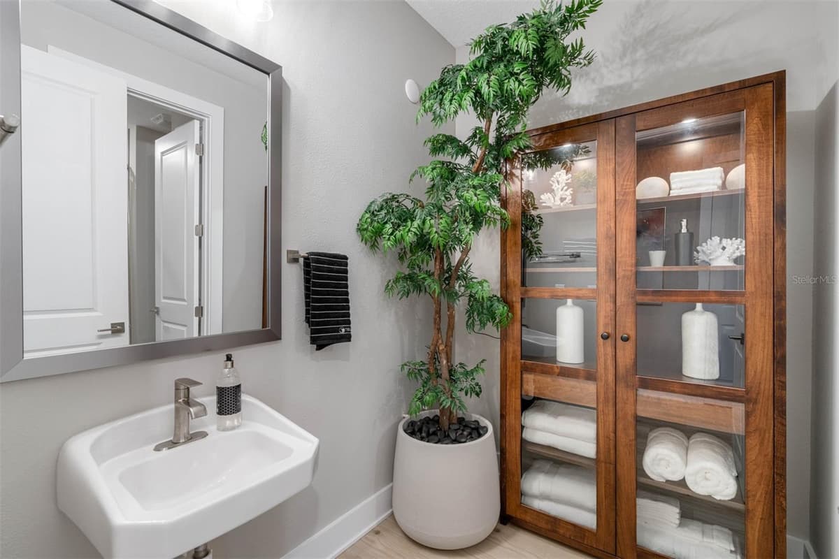 13055 OLDENBURG DRIVE — photo 13 of 14
