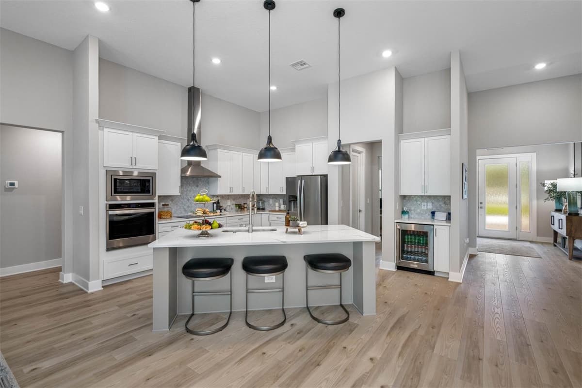 13055 OLDENBURG DRIVE — photo 3 of 14