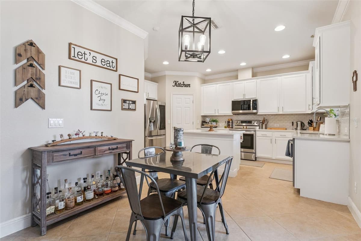629 LEGACY PARK DRIVE — photo 12 of 64