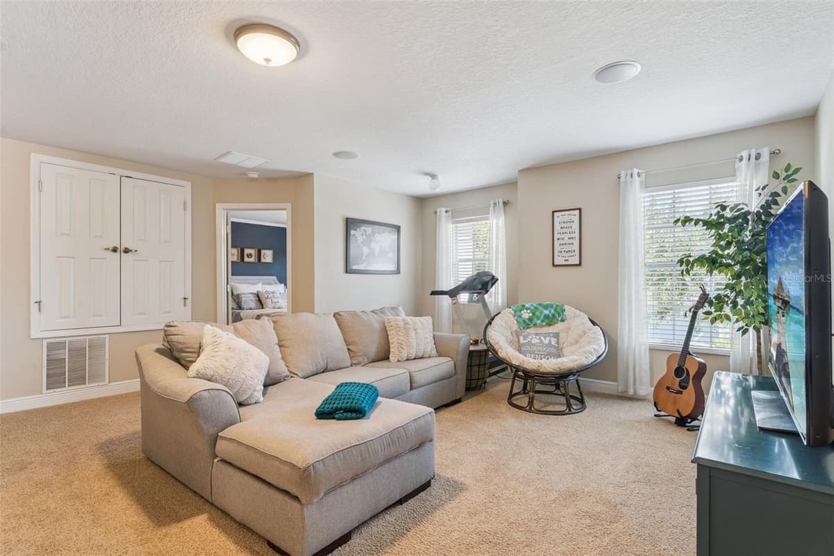 629 LEGACY PARK DRIVE — photo 19 of 64