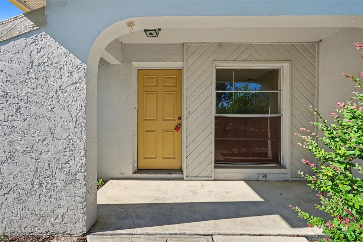 10394 UPTON STREET — photo 6 of 32