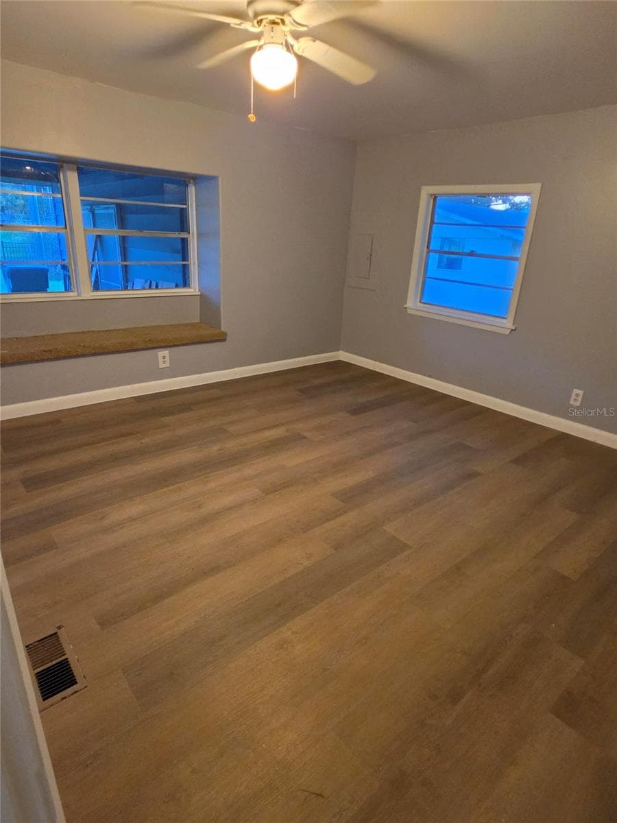 1855 CLAY STREET — photo 9 of 15