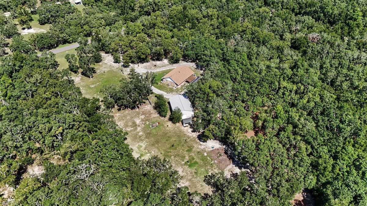 9172 KEDRONE DRIVE — photo 31 of 34