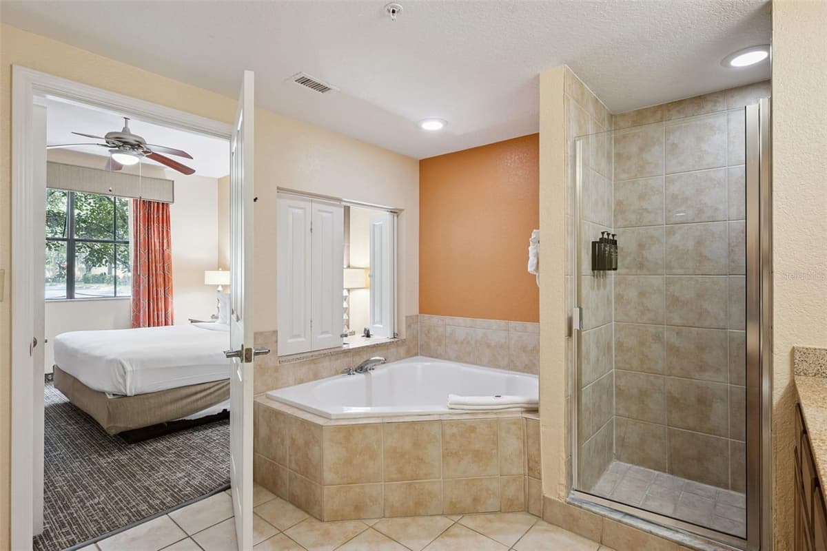 12539 FLORIDAYS RESORT DRIVE — photo 21 of 75