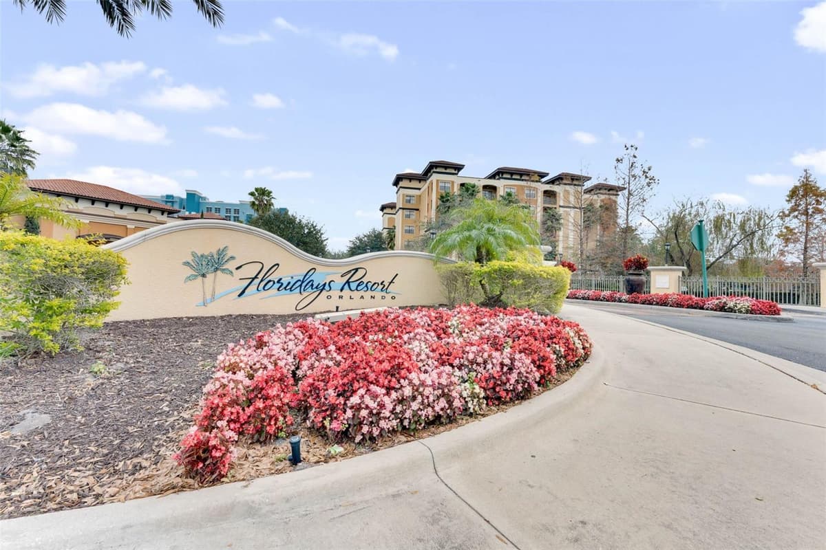 12539 FLORIDAYS RESORT DRIVE — photo 55 of 75