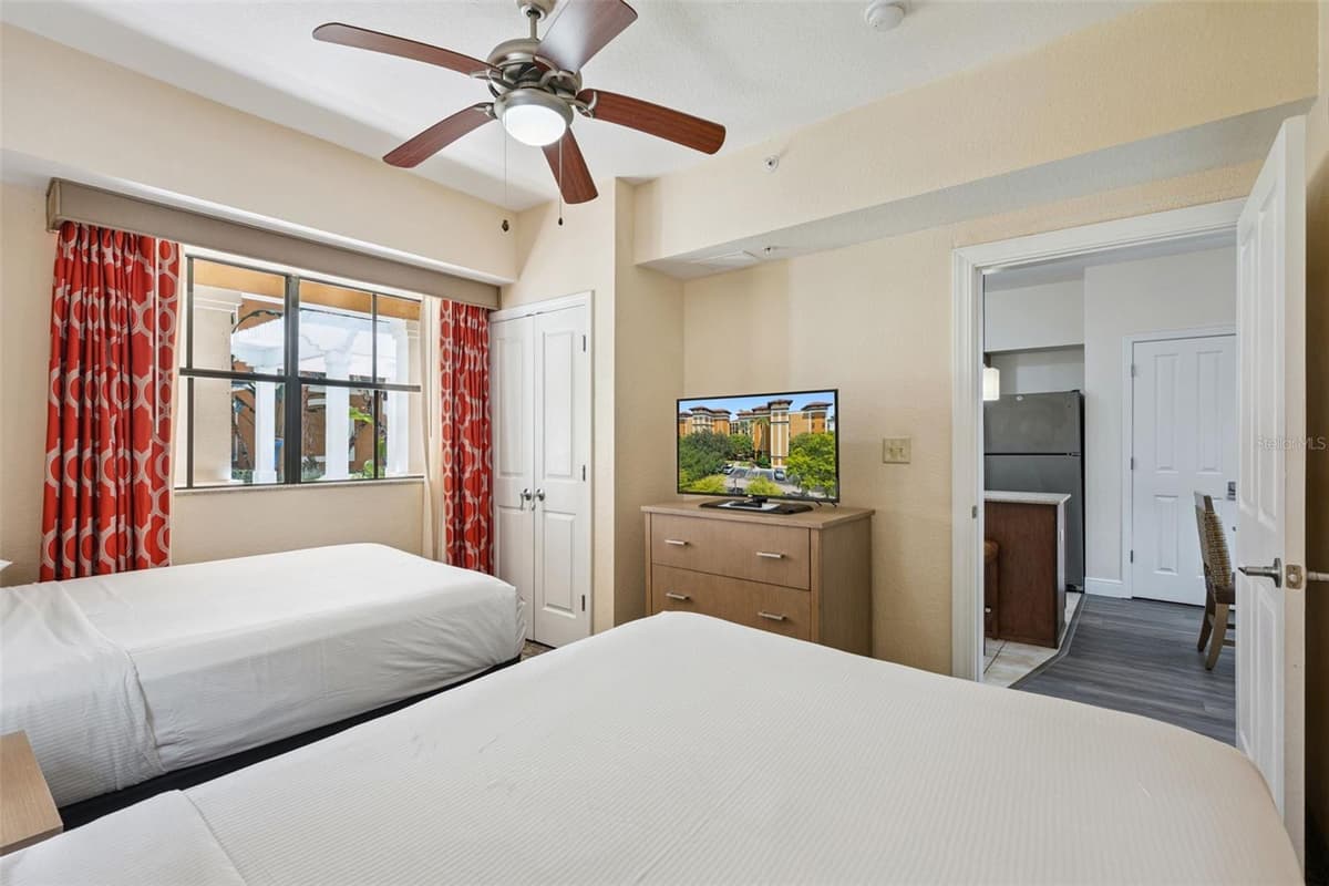 12539 FLORIDAYS RESORT DRIVE — photo 18 of 75