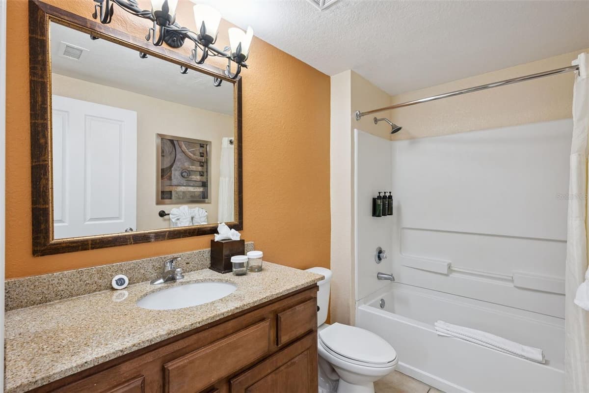 12539 FLORIDAYS RESORT DRIVE — photo 22 of 75
