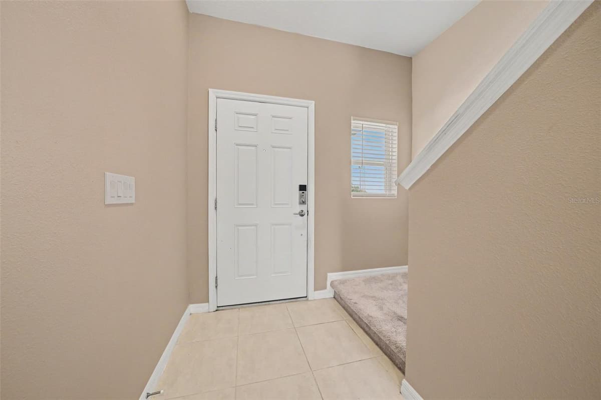 5170 QUAKERS PLACE — photo 4 of 32