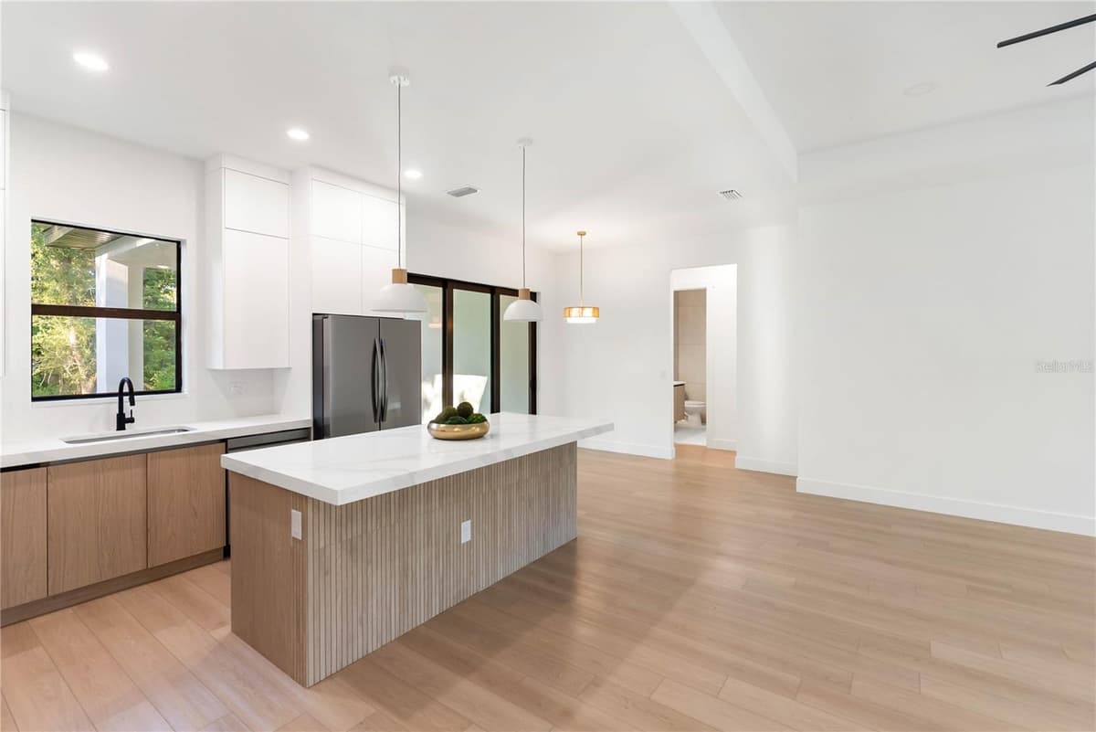 14171 MARLIN AVENUE — photo 5 of 63