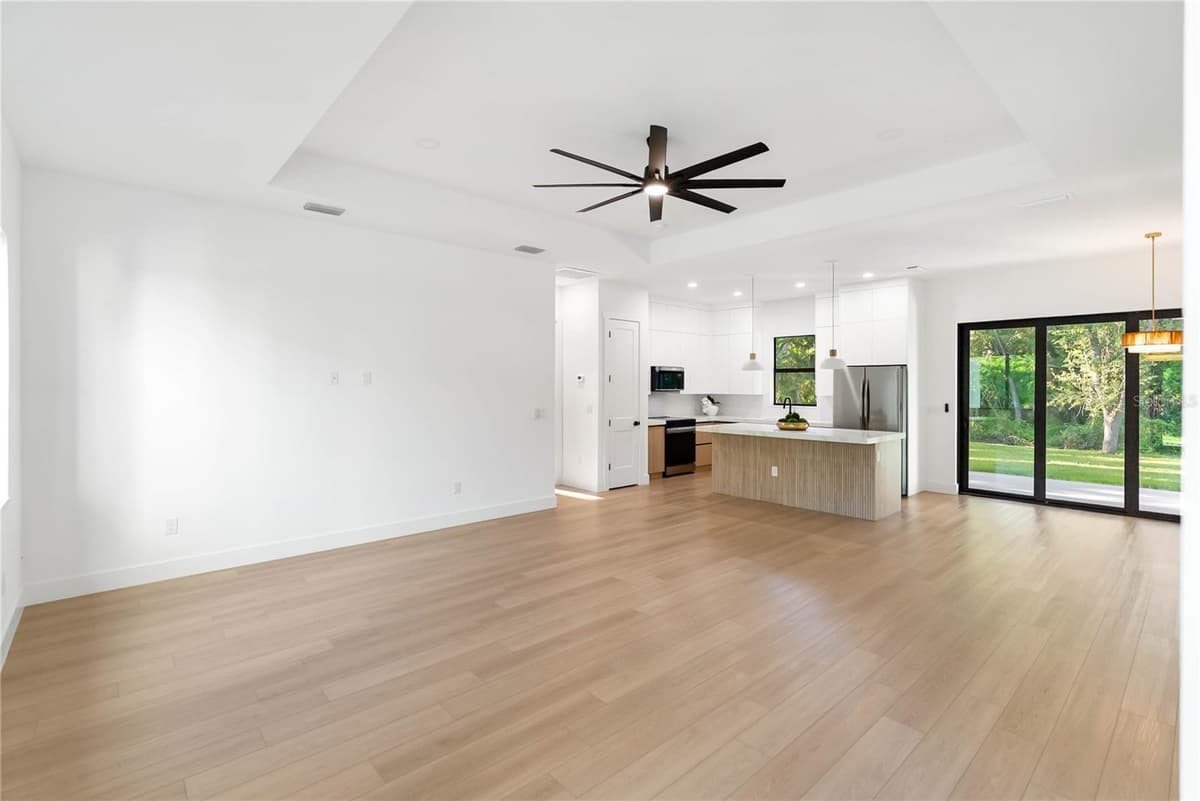 14171 MARLIN AVENUE — photo 7 of 63