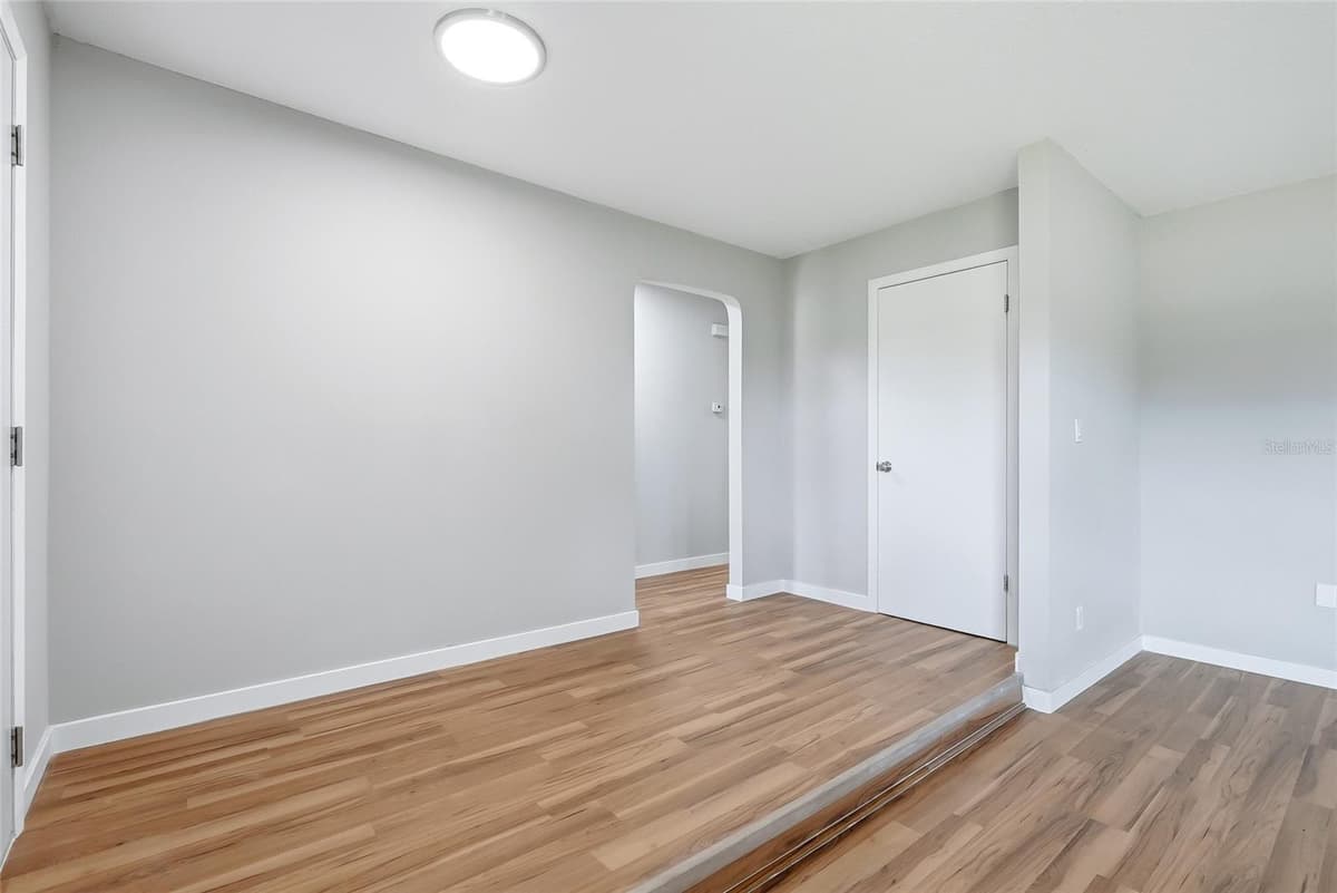 37670 FARR ROAD — photo 16 of 50
