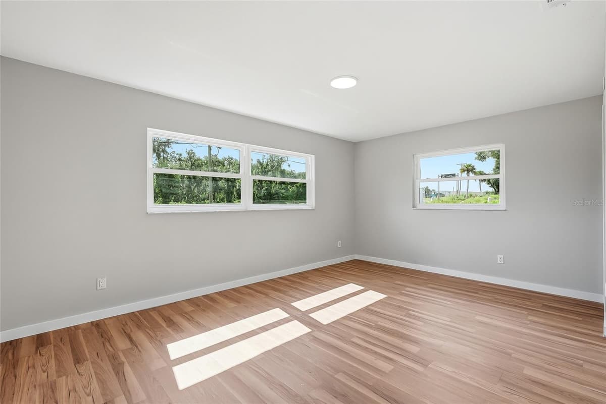 37670 FARR ROAD — photo 17 of 50
