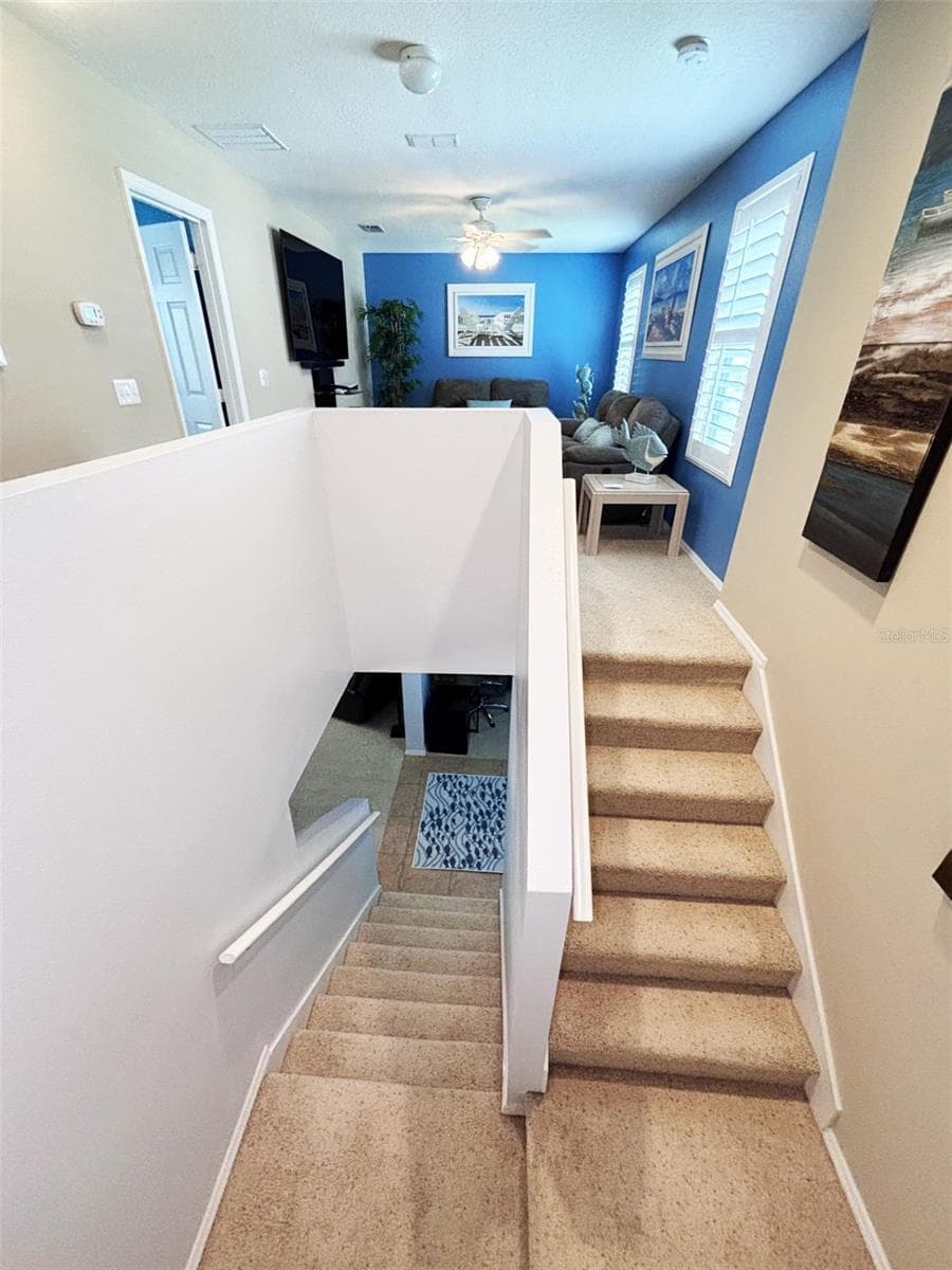 552 AEOLIAN DRIVE — photo 16 of 29