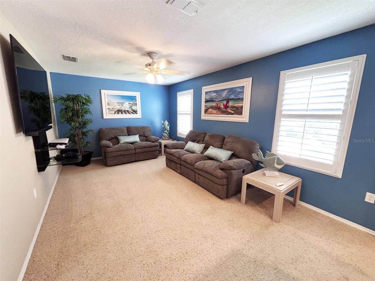 552 AEOLIAN DRIVE — photo 17 of 29