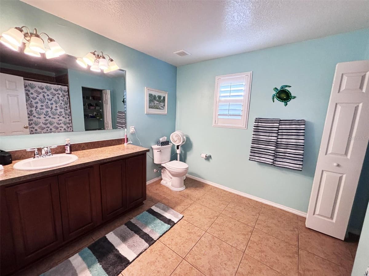 552 AEOLIAN DRIVE — photo 19 of 29