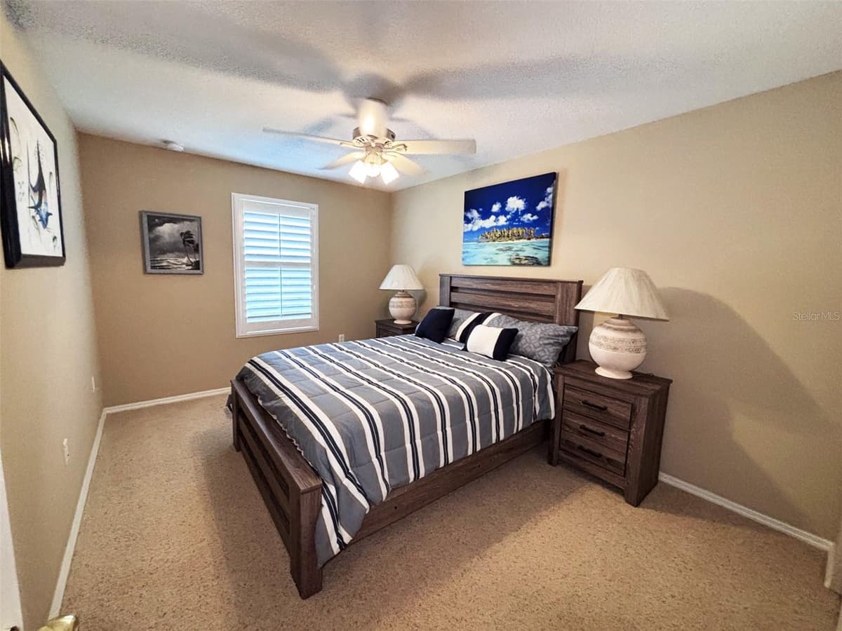 552 AEOLIAN DRIVE — photo 22 of 29
