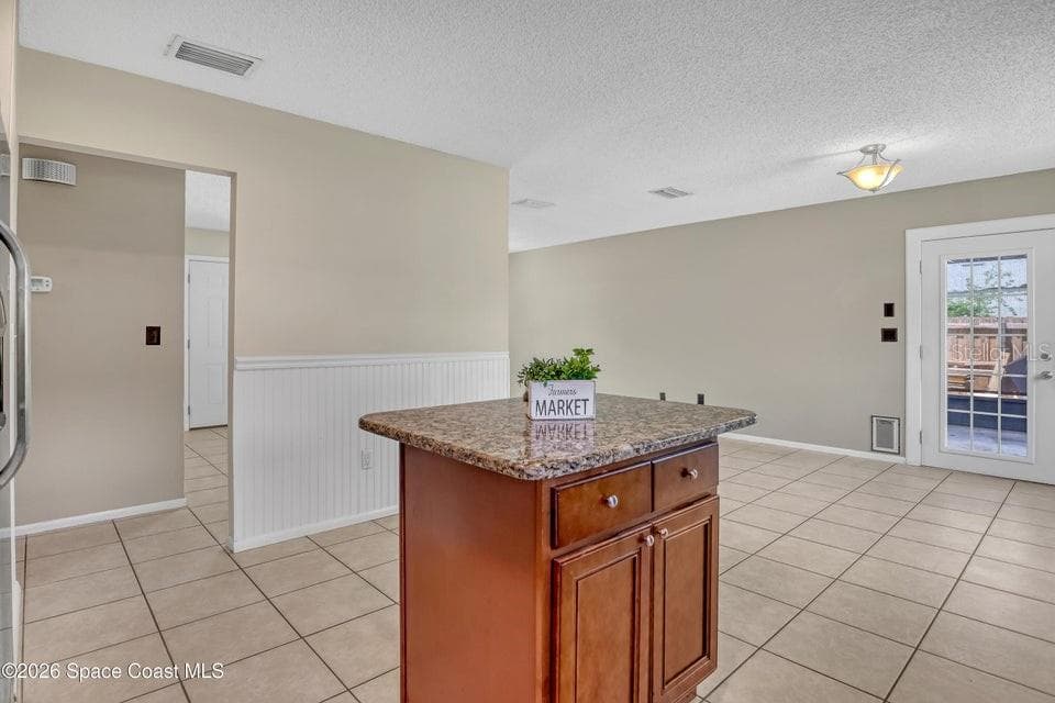 1671 CHARLES BOULEVARD — photo 17 of 26