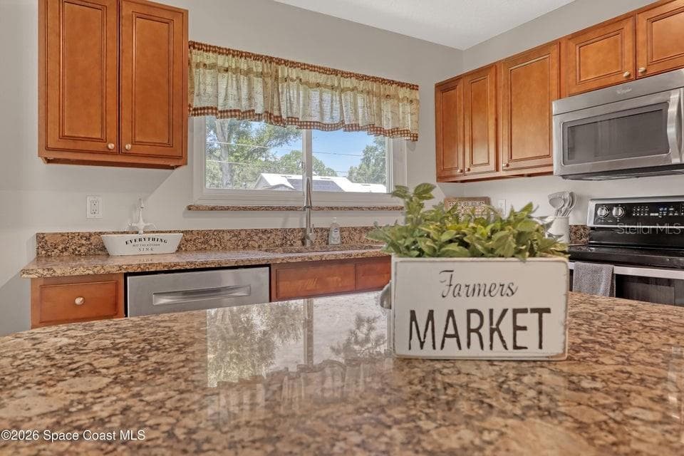 1671 CHARLES BOULEVARD — photo 13 of 26