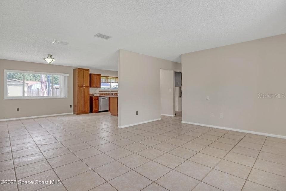1671 CHARLES BOULEVARD — photo 7 of 26