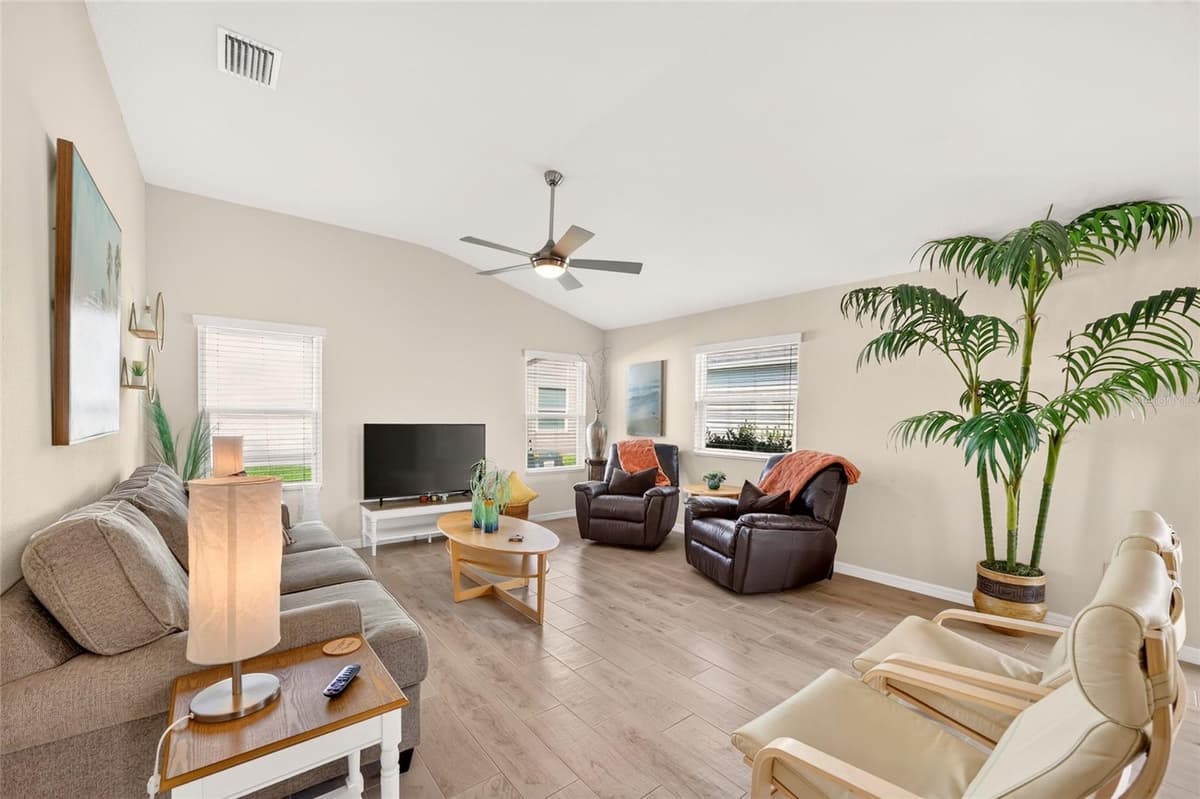 5844 MARSH COURT — photo 13 of 37