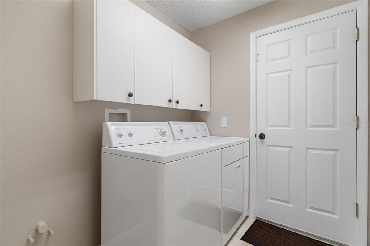 1424 PINEWOOD HILLS COURT — photo 30 of 85