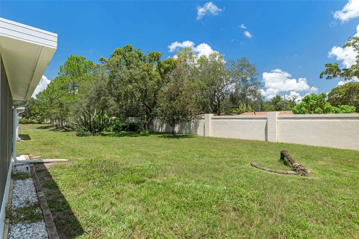 1424 PINEWOOD HILLS COURT — photo 40 of 85