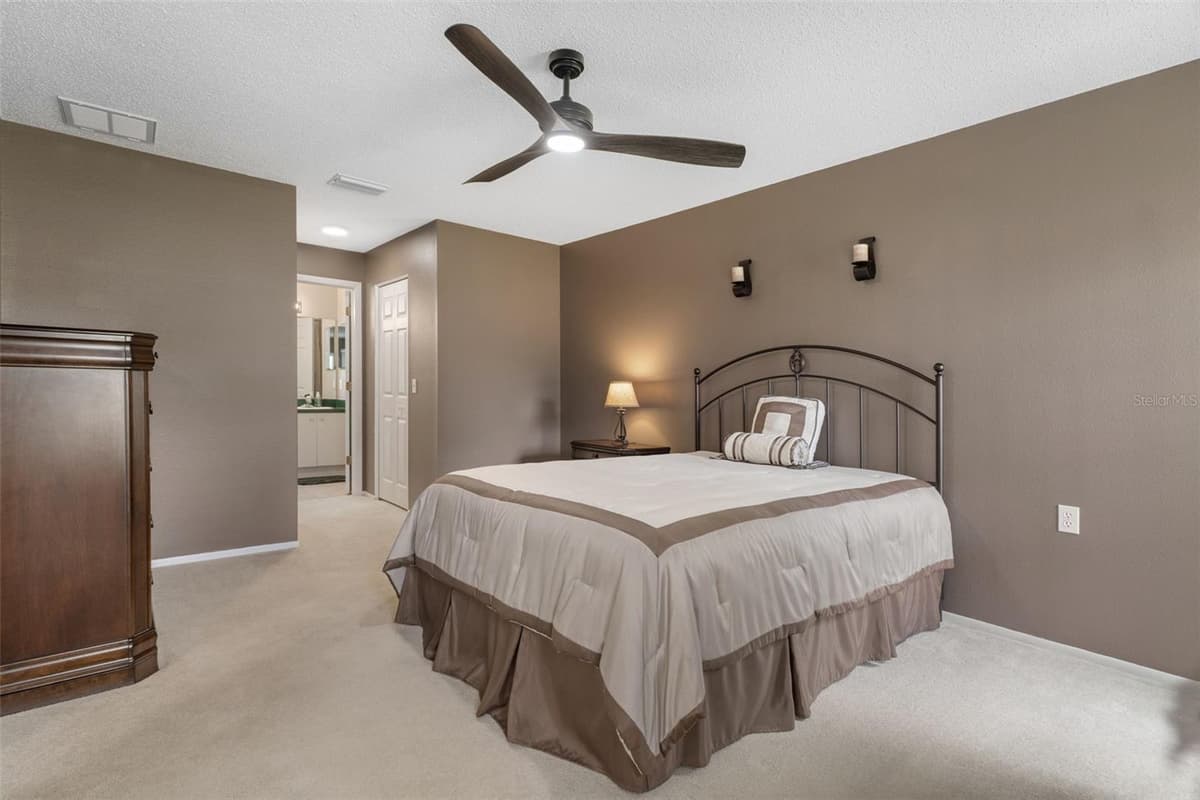 1424 PINEWOOD HILLS COURT — photo 20 of 85