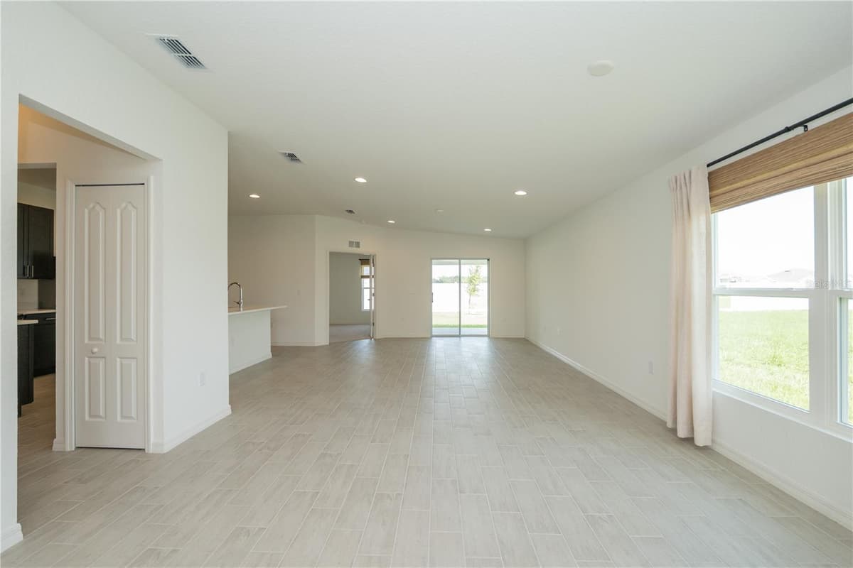3512 ELLIOTT PLACE — photo 3 of 26