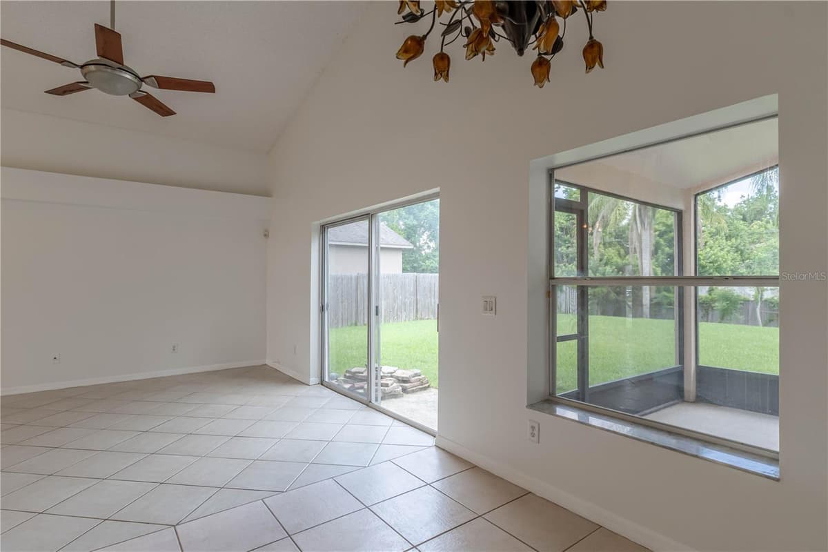 14339 VIBURNUM LN — photo 16 of 38