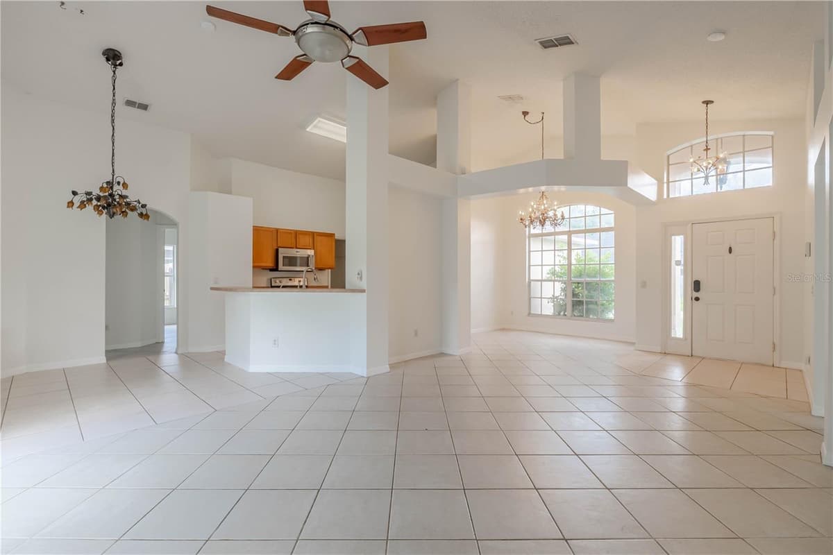 14339 VIBURNUM LN — photo 14 of 38