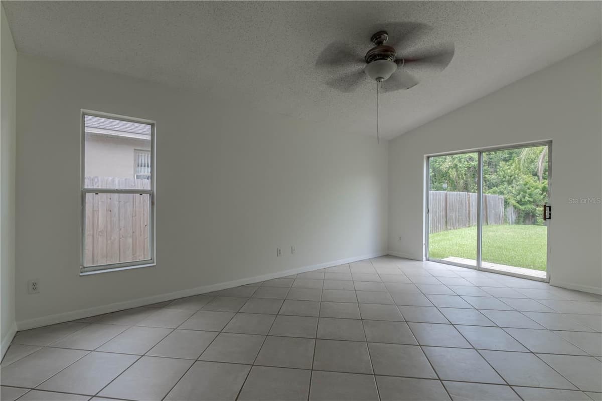 14339 VIBURNUM LN — photo 18 of 38