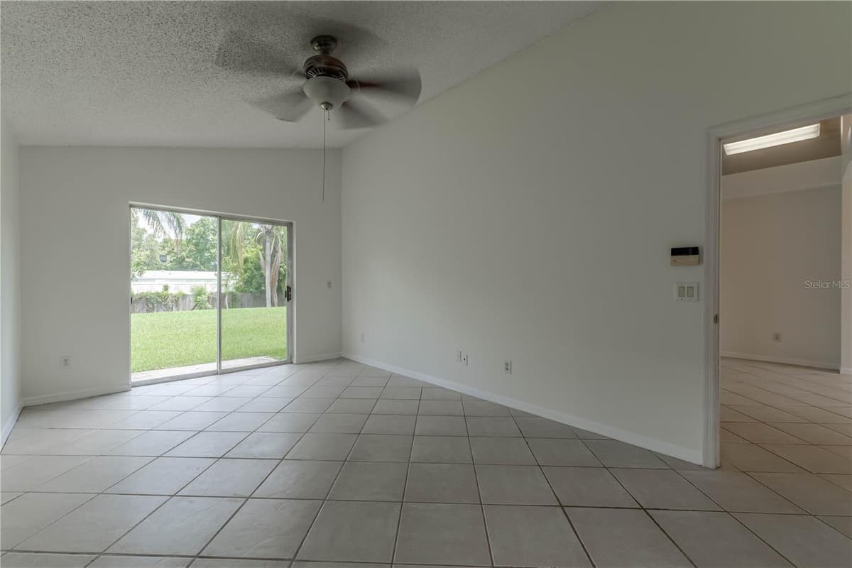 14339 VIBURNUM LN — photo 19 of 38