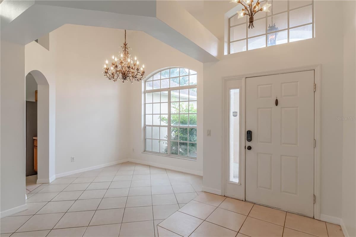 14339 VIBURNUM LN — photo 3 of 38