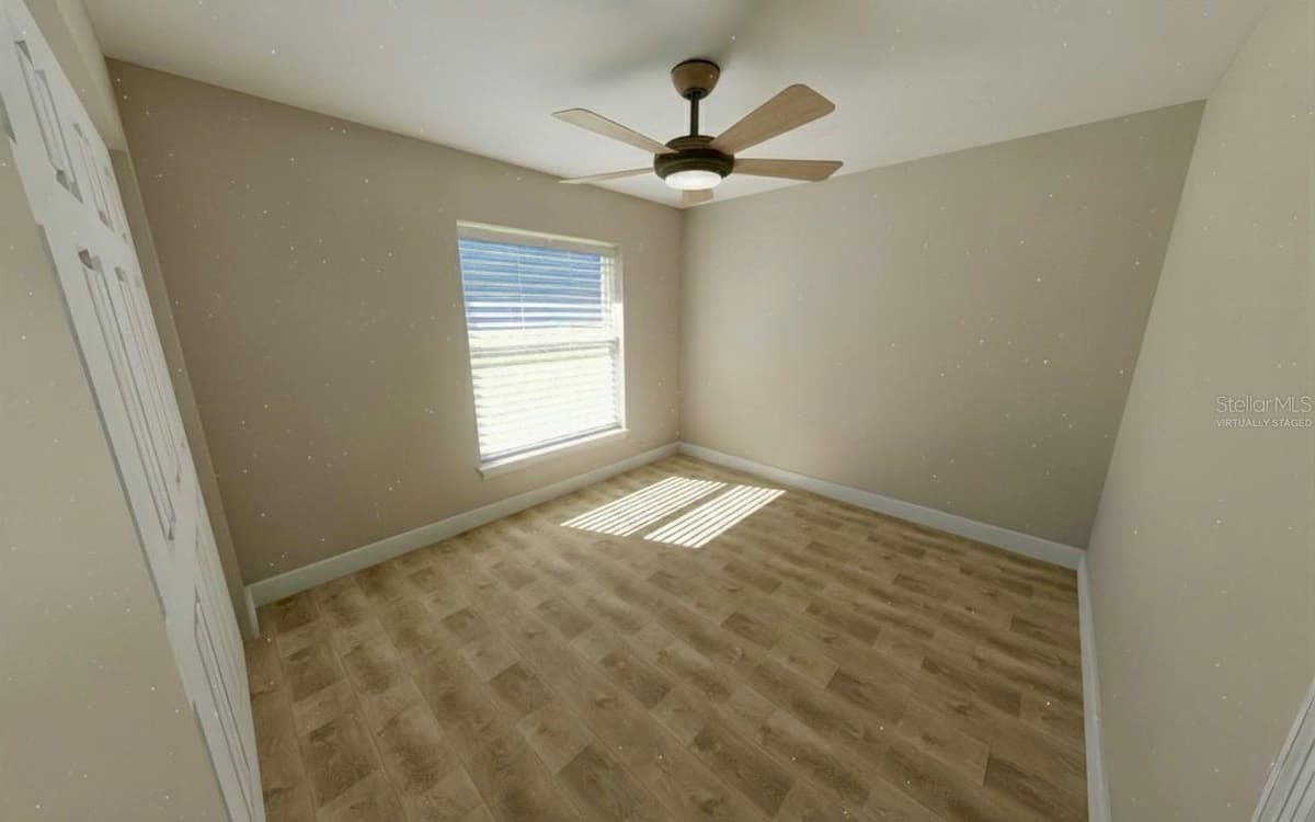 50 BAY DRIVE — photo 5 of 8