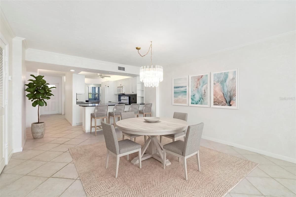 19 WHISPERING SANDS DRIVE — photo 4 of 33