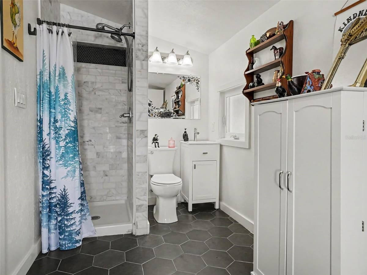 725 MABBETTE STREET — photo 27 of 31